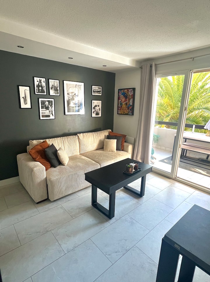 Superbe Appartement Dans Résidence Avec Piscine - Cannes