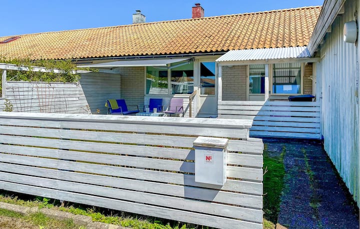 1 Bedroom Beautiful Home In Viken - Viken