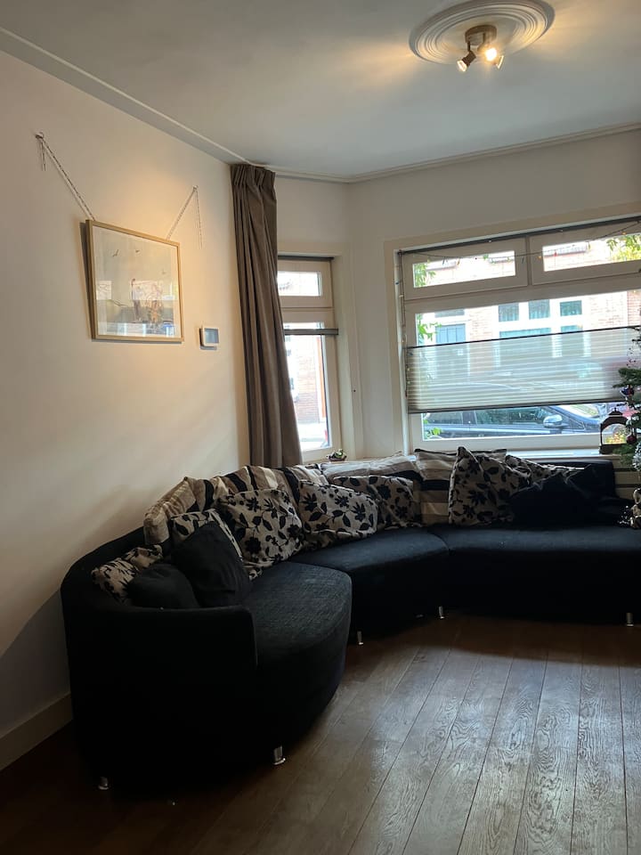 Temporarily For Rent: Utrecht Townhouse (Tuinwijk) - Utrecht