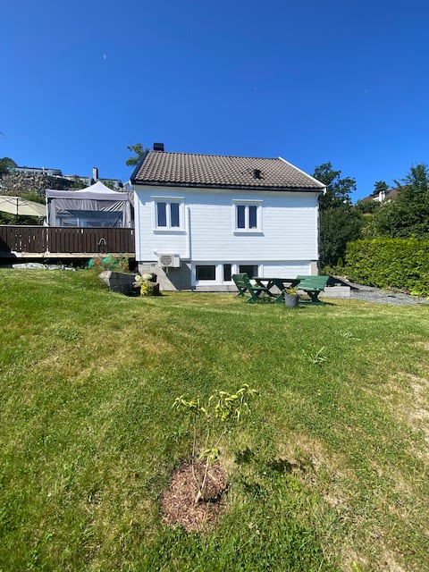 Central, rural & modern apartment