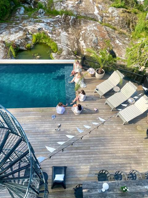 Seaside villa with sunny rooftop terrace and pool
