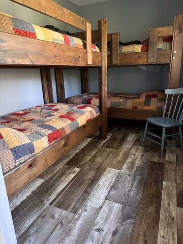 The Cat Rest gallery image 3