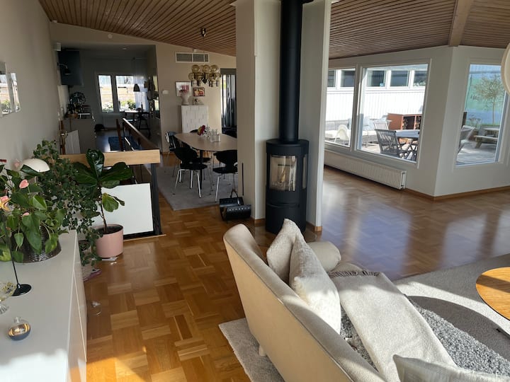 Havsnära Villa Med Utsikt, Trädgård & Parkering - Gothenburg