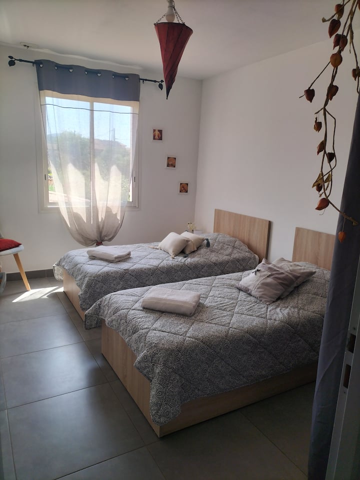 Dhomë gjumi 1