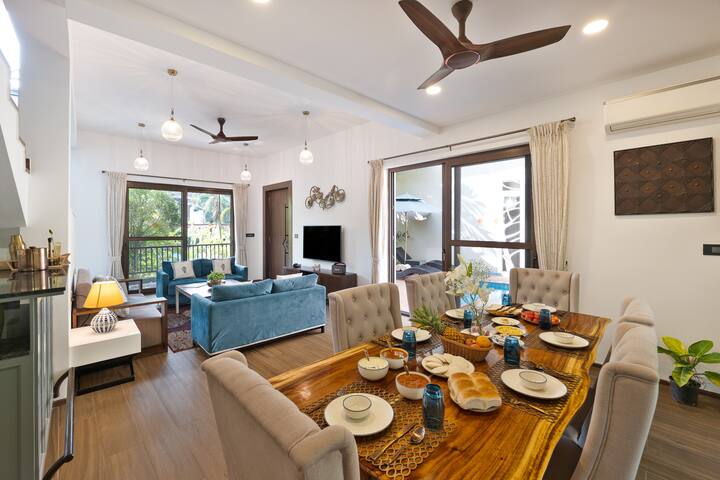 Dining area image 1