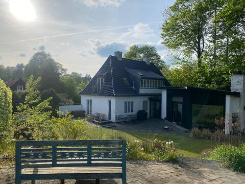 Beautiful house in a natural setting and close to Copenhagen