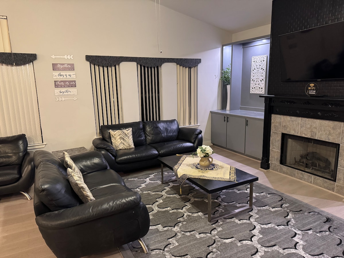 Popular Airbnb listing: FIFA NRG Stadium Cozy, Comfy House For 8 Persons. in Willow Meadows / Willowbend Area
