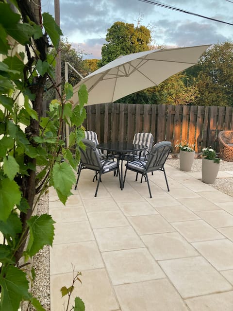 Adorable 1 bed Gite with stunning outside space