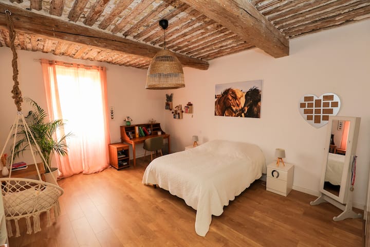 غرفة النوم 1