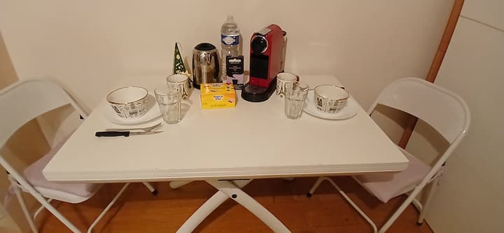 Petit Appartement  Parisien à L' Arc De Triomphe - フランス パリ