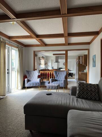 Comfortable Home away from Home! gallery image 3