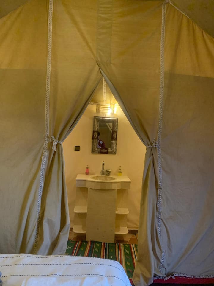 საძინებელი 1