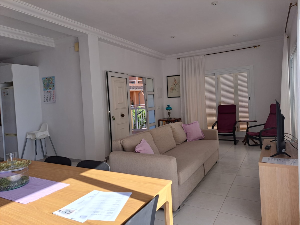 Annonce Airbnb populaire: PuntBlanc Residences: Sa Madona Residence à Andratx