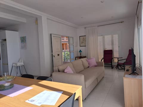 Anuncio de Airbnb popular: PuntBlanc Residences: Sa Madona Residence en Andratx