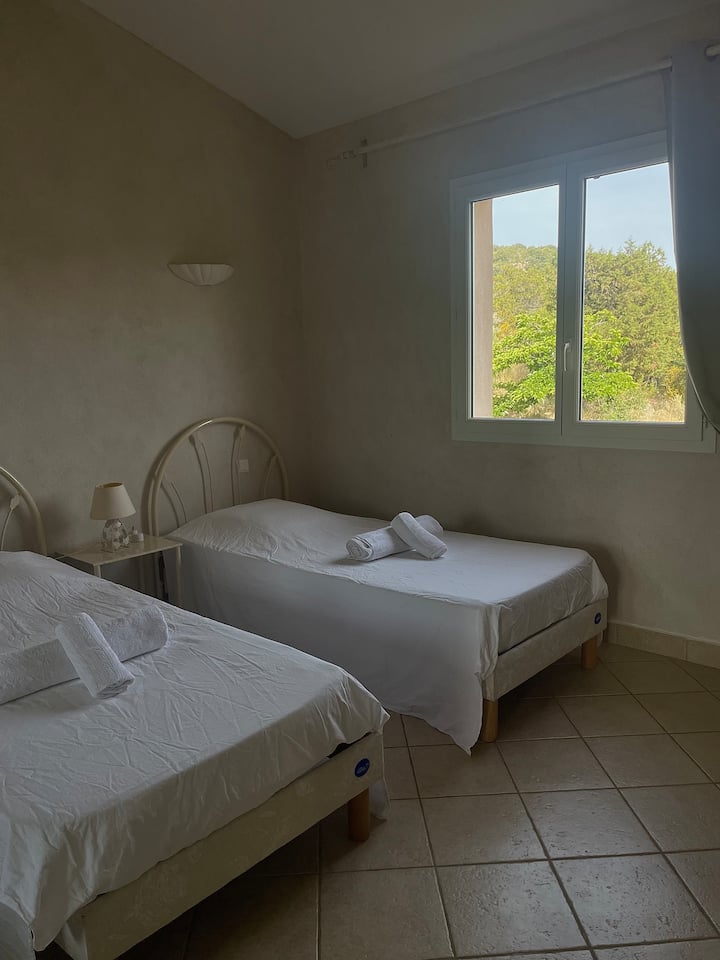 غرفة النوم 4