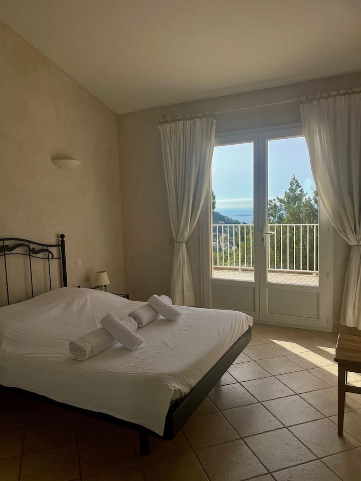 غرفة النوم 2