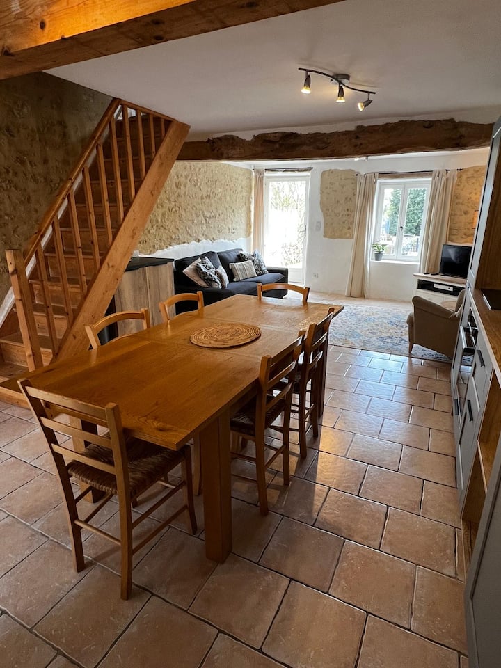 Characterful 3-bedroom House With Pool - Mirepoix
