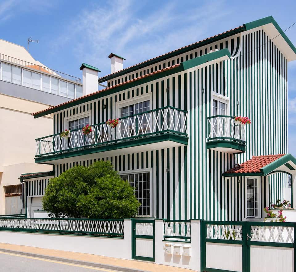 Villa Rafa, a white garden apartment by the beach, Gafanha da Encarnação, Aveiro, Portugal, photo 5 of 10