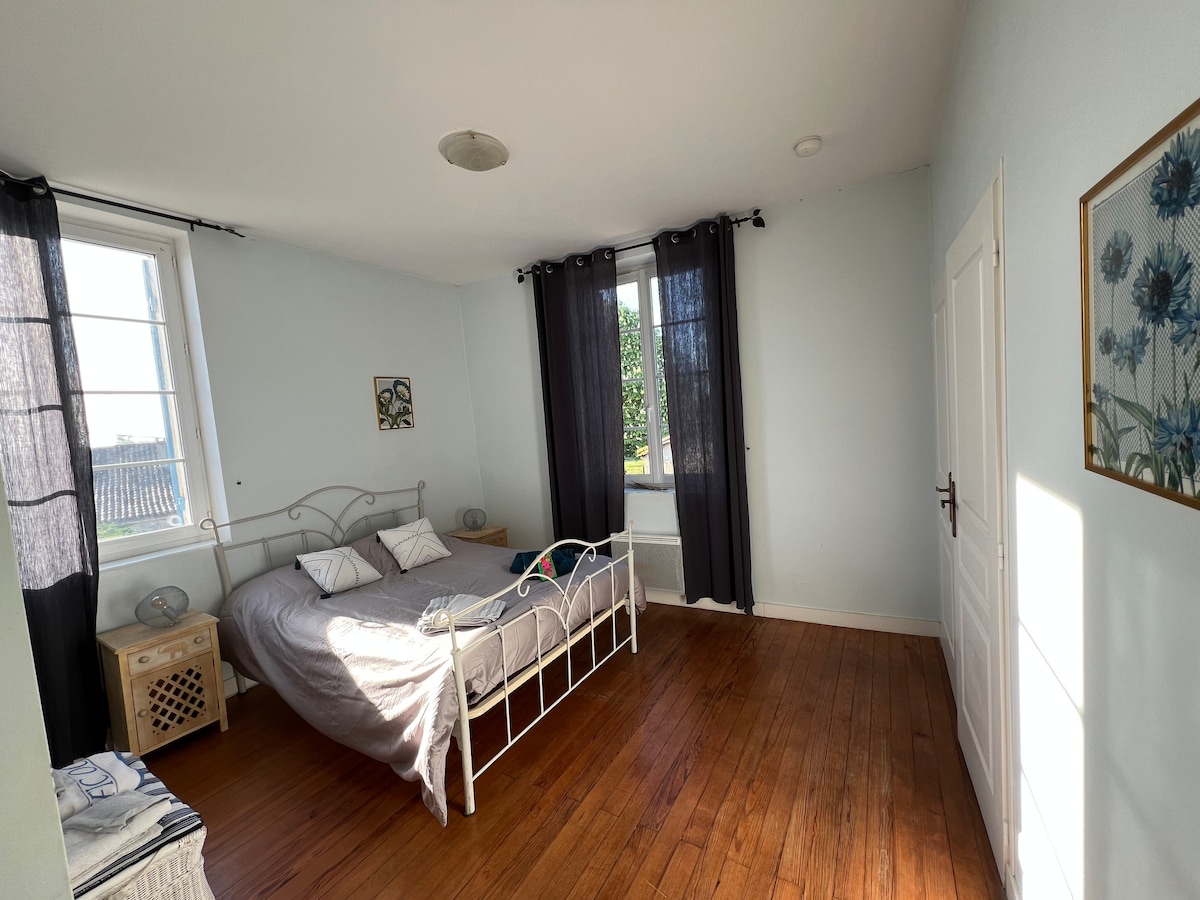 غرفة النوم 2