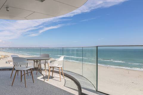 Lovely see view apartament 3 bedrooms + living