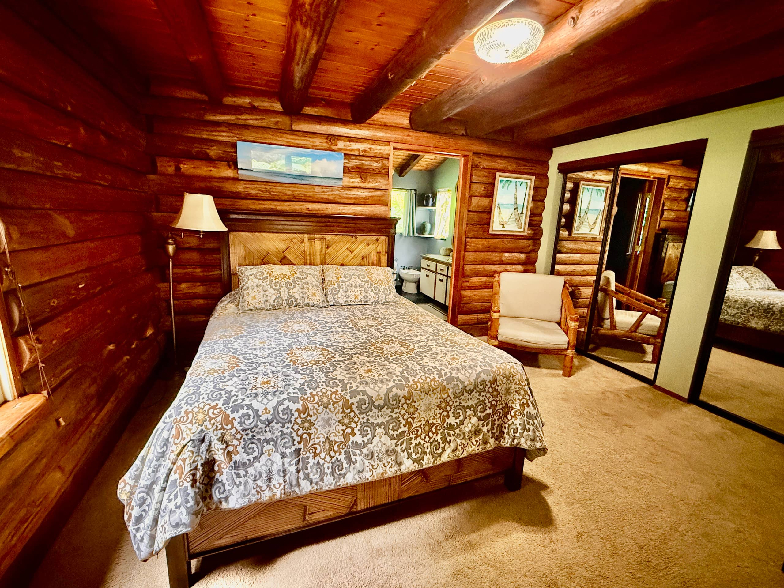 Charming Log House! Sacred Garden Farm Stay - Image 25