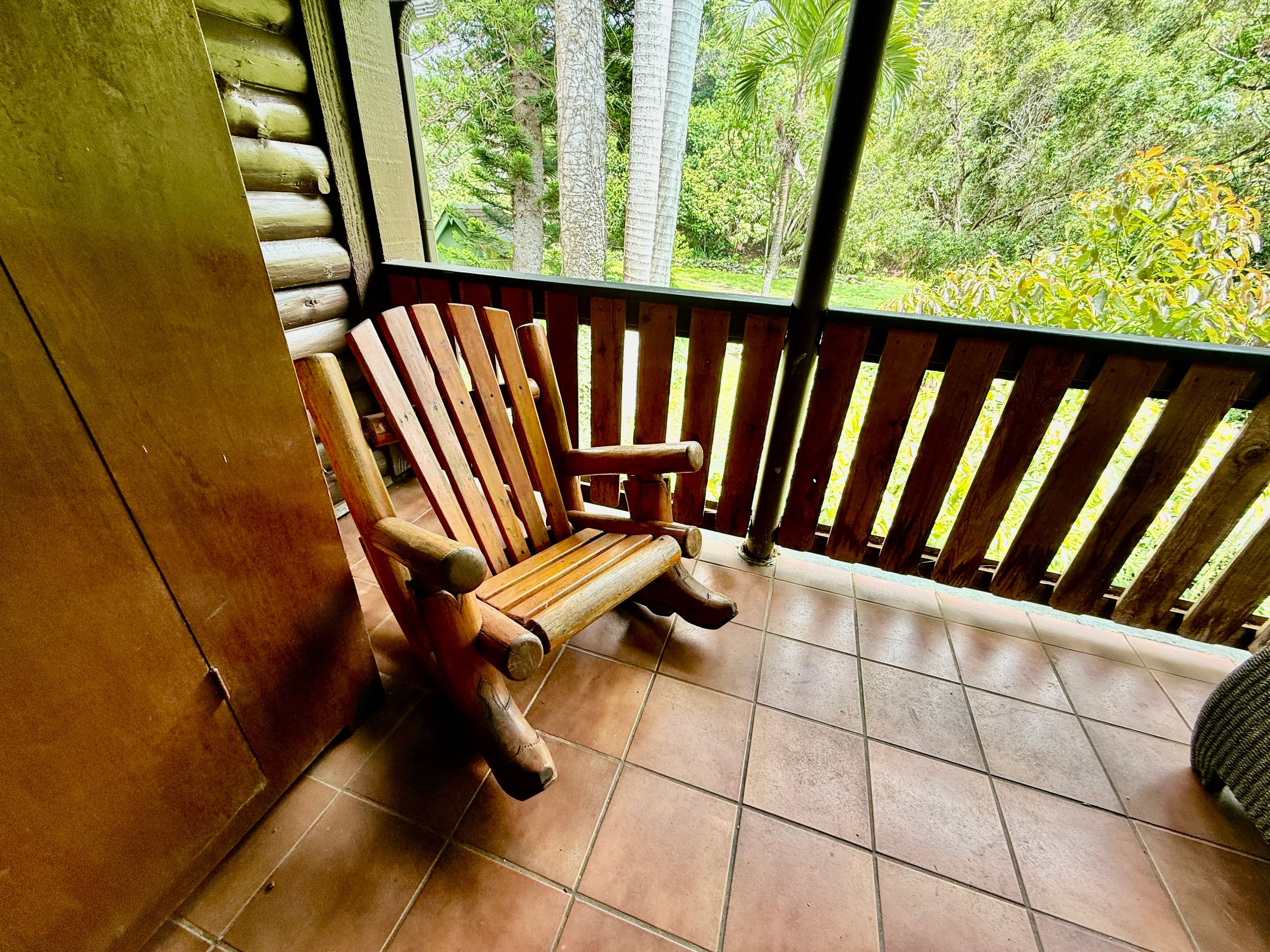 Charming Log House! Sacred Garden Farm Stay - Image 70