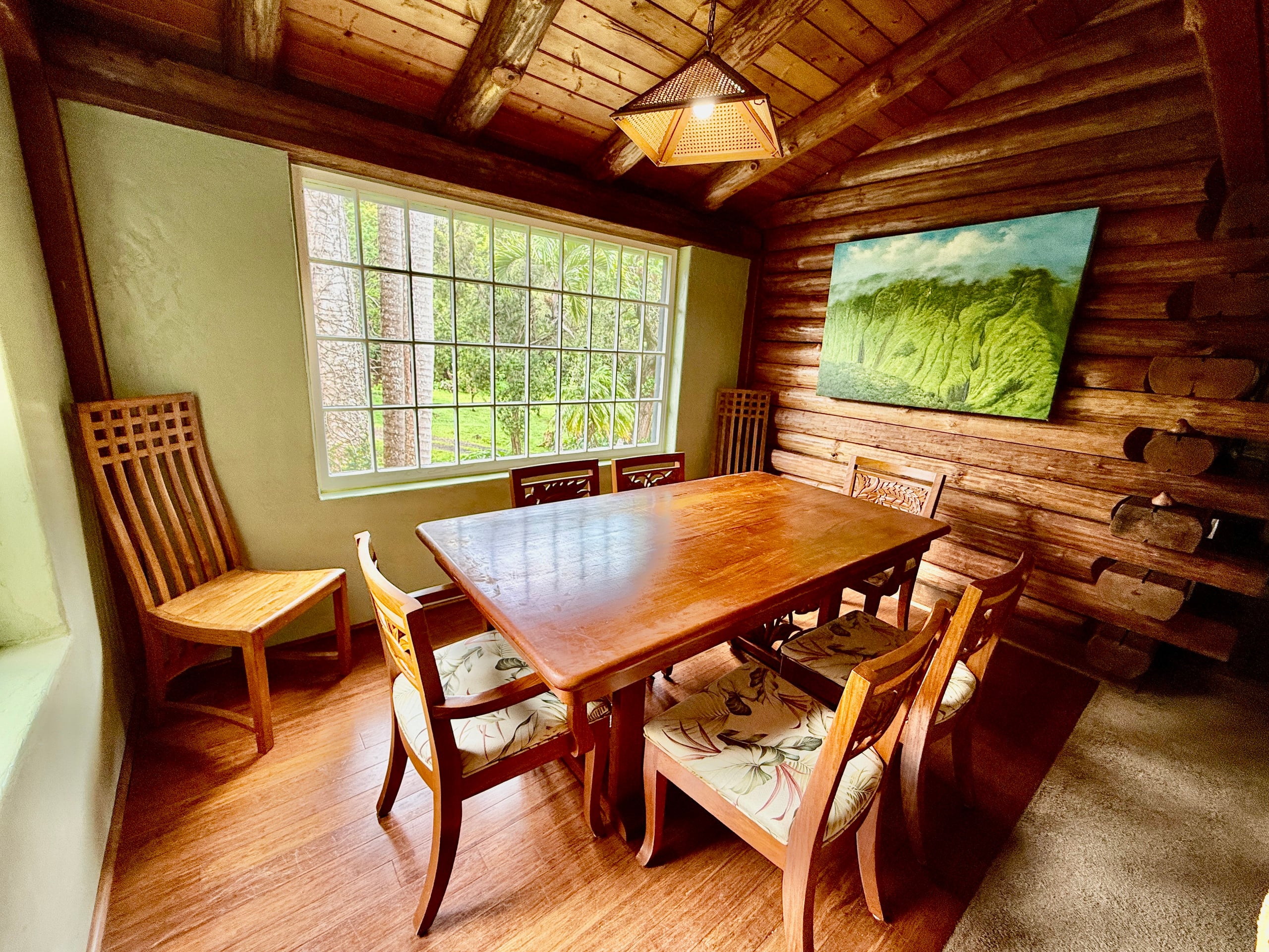 Charming Log House! Sacred Garden Farm Stay - Image 20