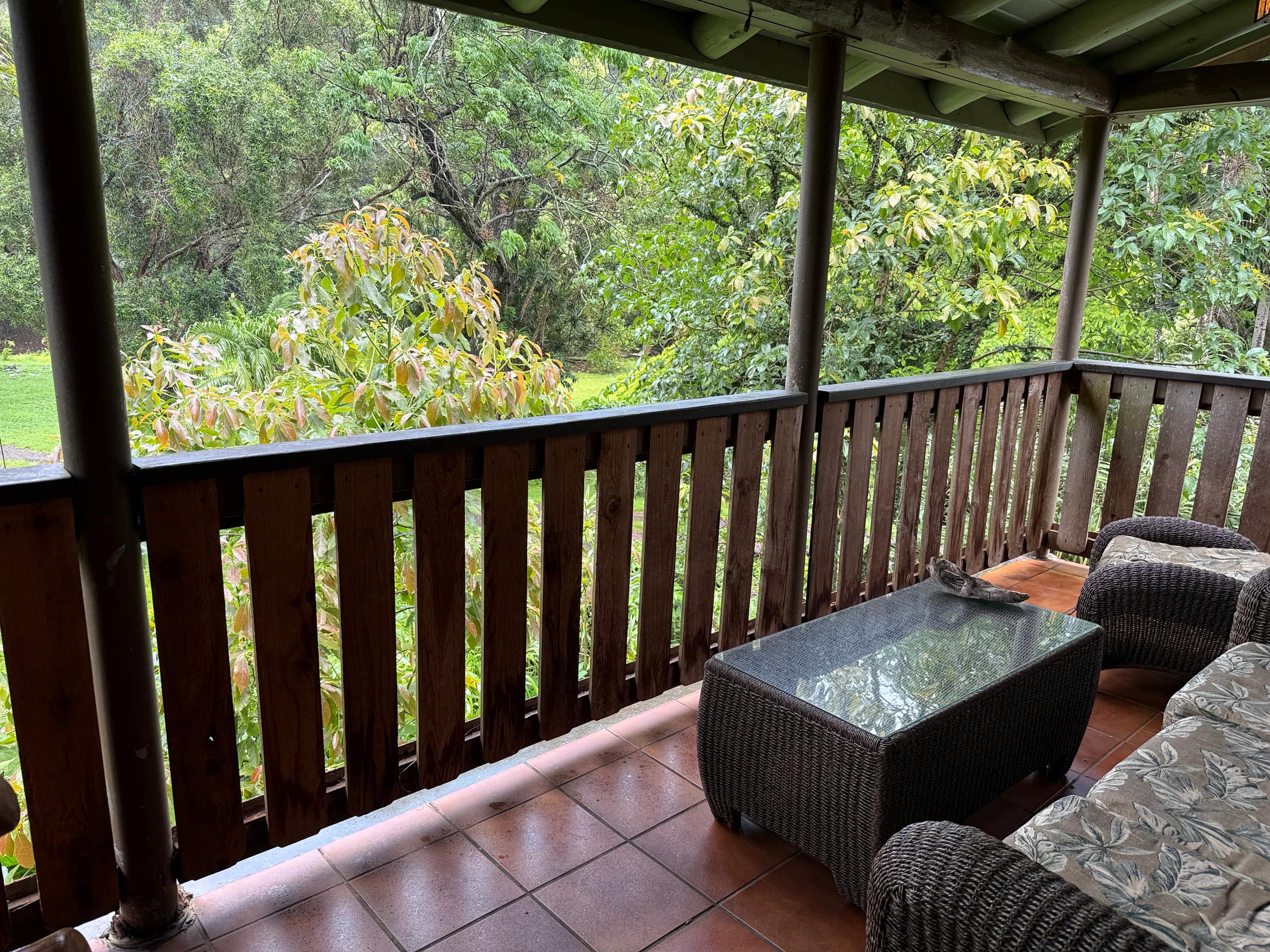 Charming Log House! Sacred Garden Farm Stay - Image 74