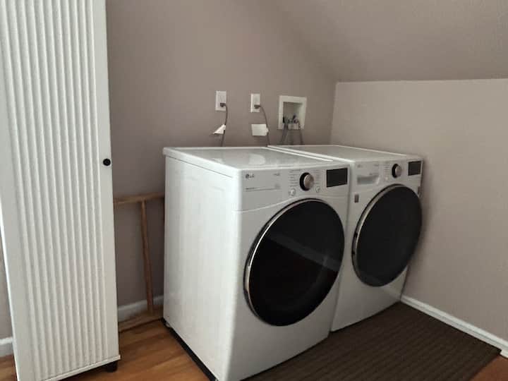 Town/country Studio - Bedford, NY