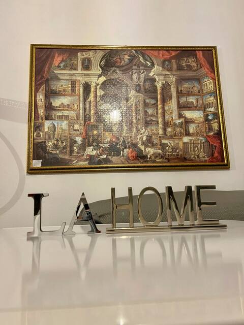 LA Home - Puzzle House