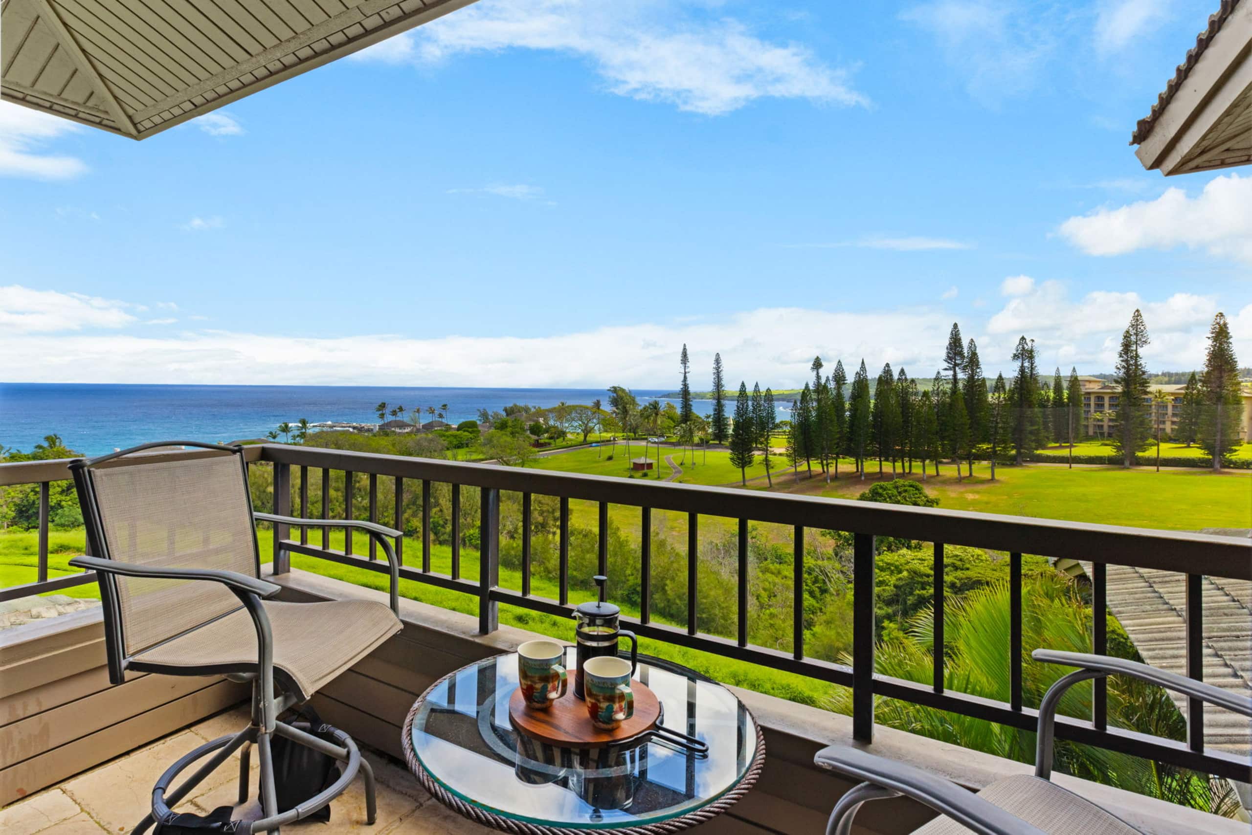 Villa in Lahaina · ★4.94 · 1 bedroom · 2 beds · 2 baths - Image 2