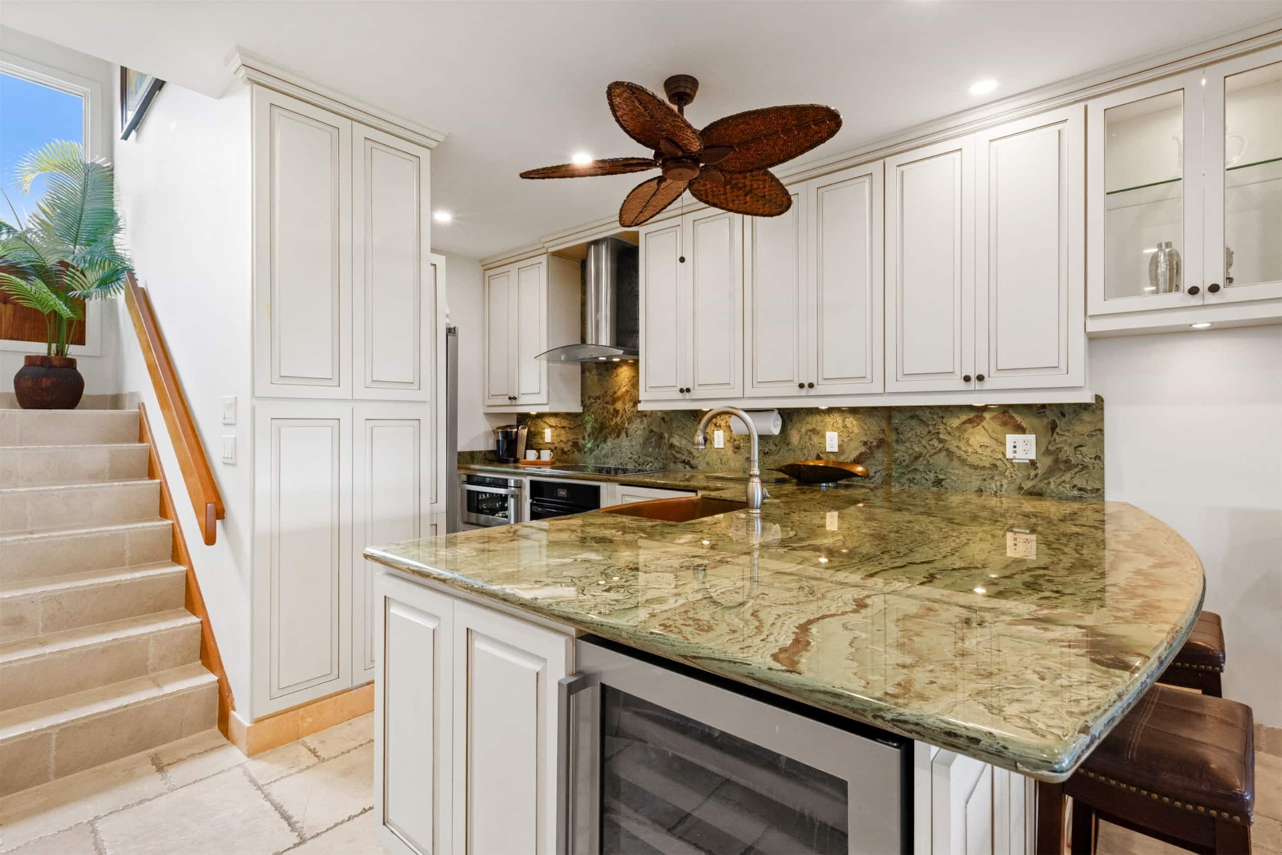 Villa in Lahaina · ★4.94 · 1 bedroom · 2 beds · 2 baths - Image 86