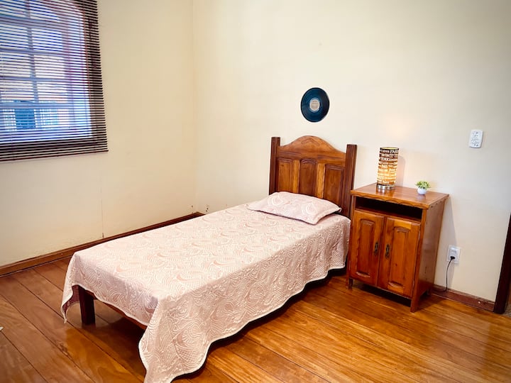 საძინებელი 3