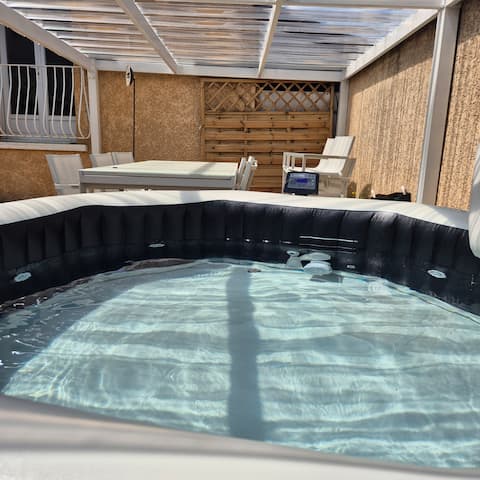 Charming Gîte, Spa & Beaujolais Tasting