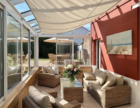 3* house with garden, sea view and terrace