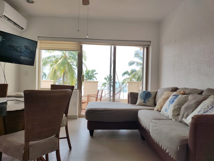 Frente Al Mar! Totalmente Remodelado P/6 Personas - Ixtapa Zihuatanejo