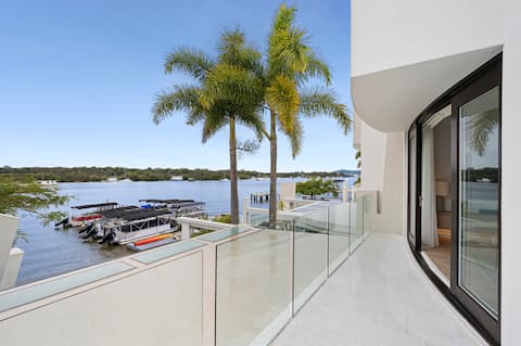 Hilton Pk III on Noosa River!June 2025 redeveloped