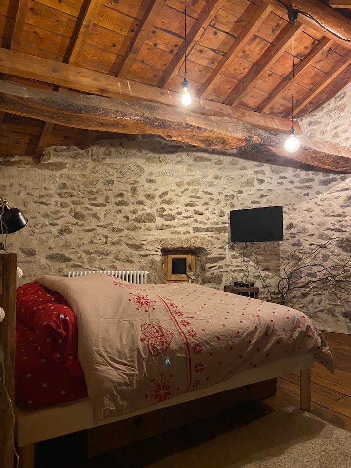 Dhomë gjumi 1