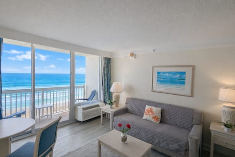 Popular Airbnb listing: Luxurious oceanfront sanctuary W/ Private Balcony! in Daytona Beach