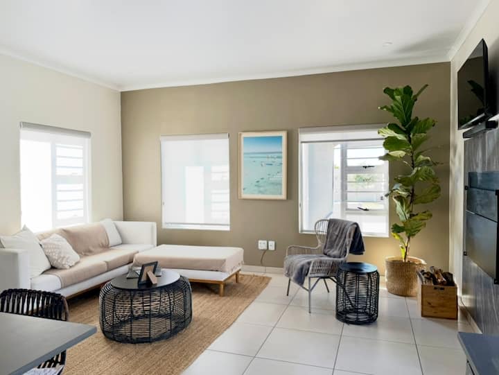 Breakaway On Sleigh, No Loadshedding, Langebaan. - Langebaan