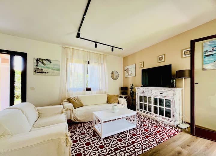 Villa Alessandra Pittulongu With Garden-pool-bikes - Olbia
