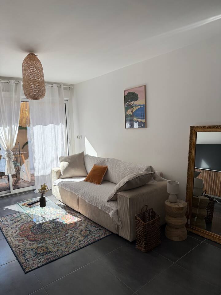Magnifique T2 - Résidence De Style Méditerranéen - Hyères