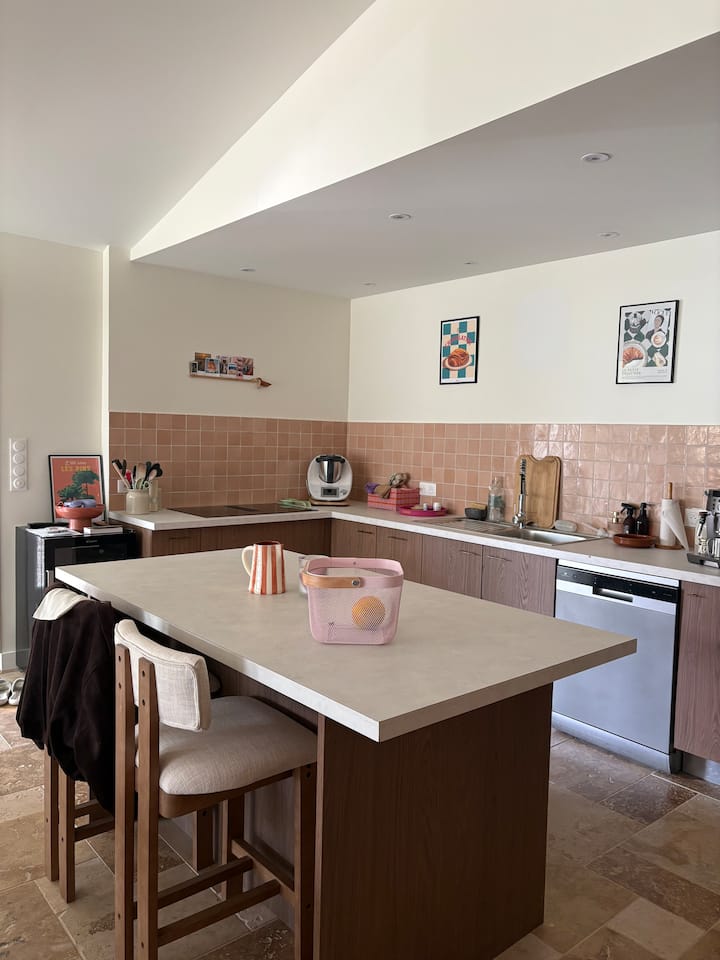 Maison à Proximité Des Plages - Tosse