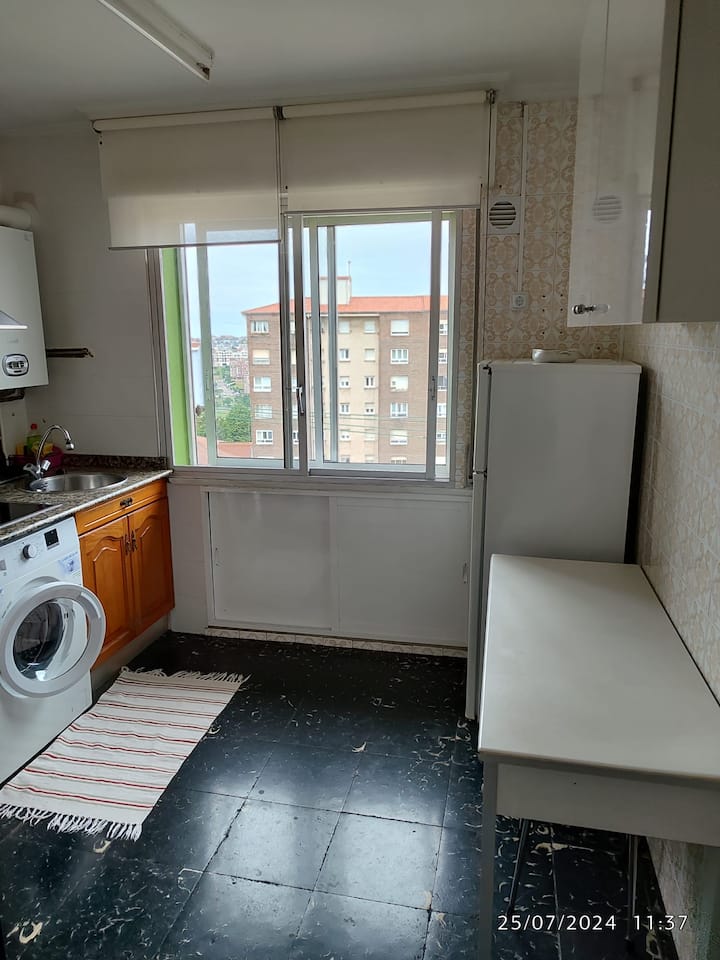 Piso Estupendamente Ubicado En Santander - Santander