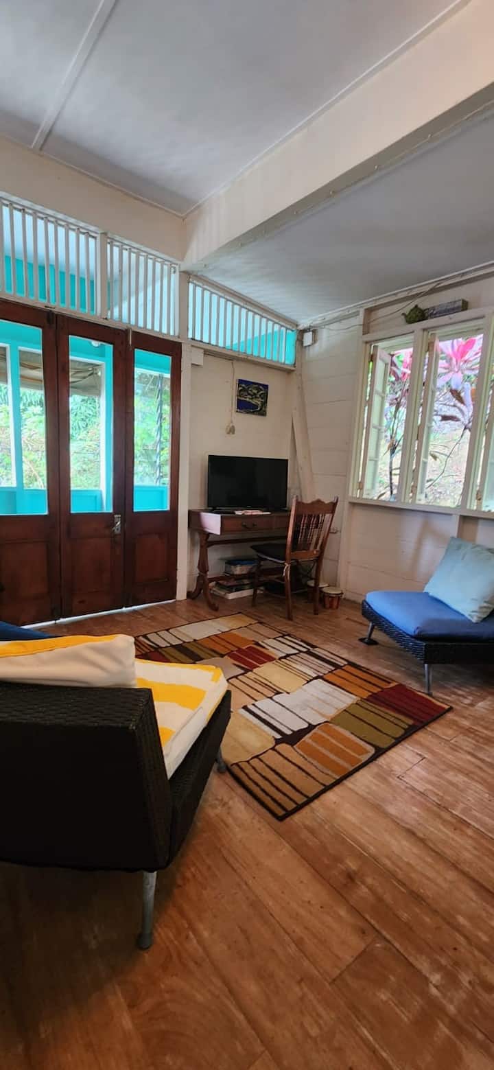 Villa De Reves: Tropical Oasis Overlooking The Bay - 多巴哥島