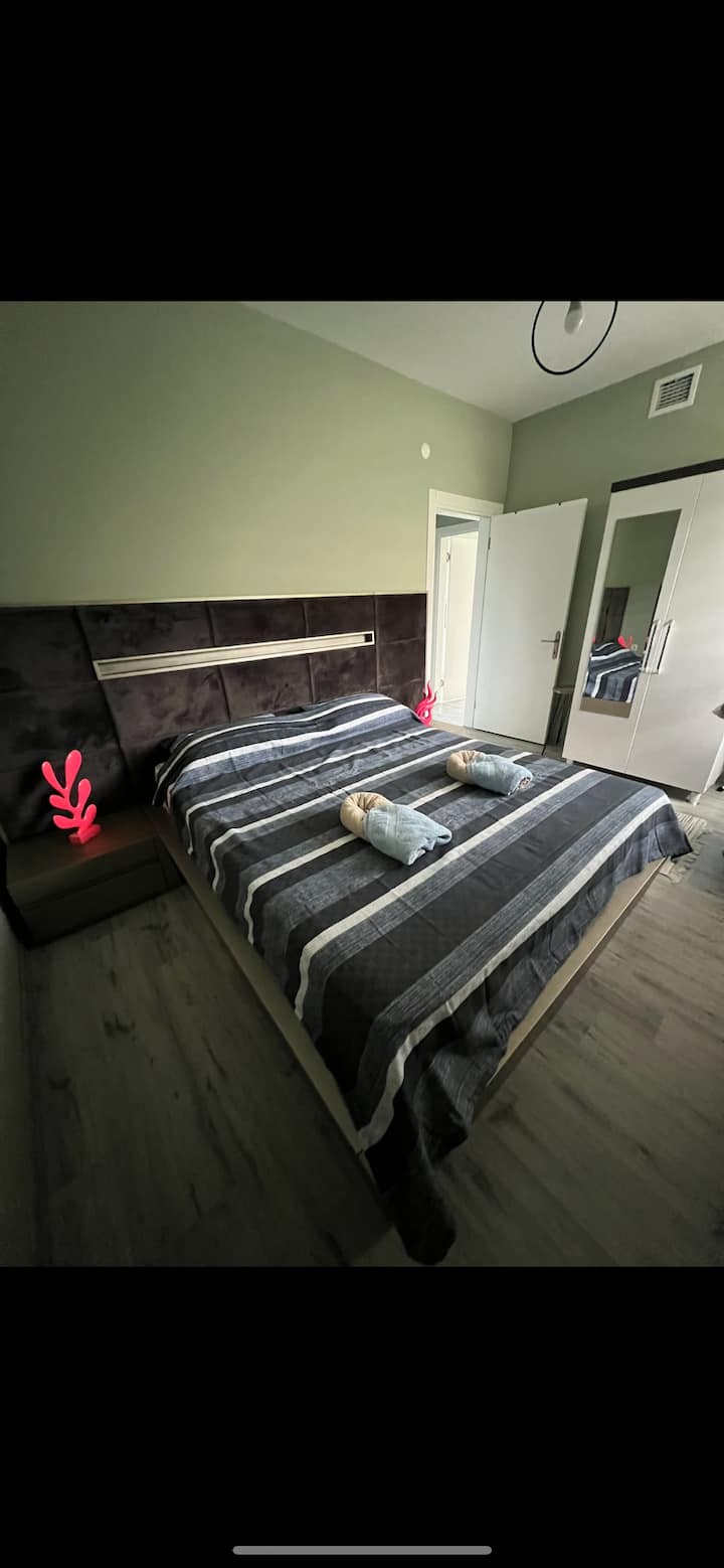 საძინებელი 1