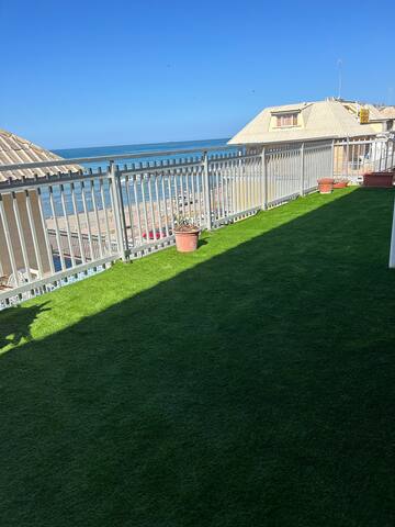 Luxury Flat + big terrace front sea gallery image 3