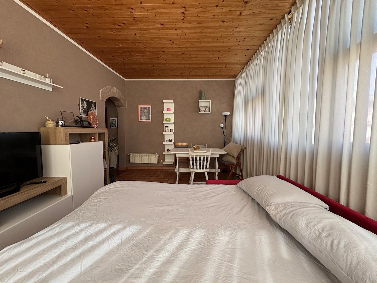 Ambienti i dhomës së gjumit