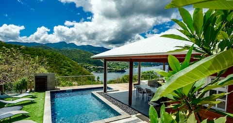 Beautiful land and sea view - 3 bedroom villa