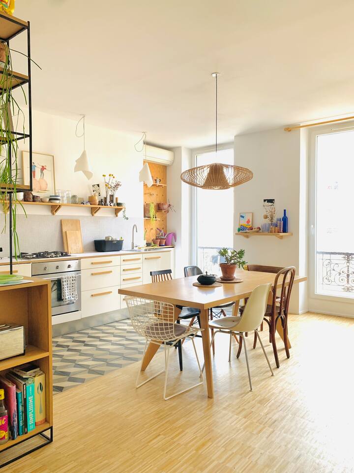 Joli Duplex En Plein Cœur Du Camas - Marseille